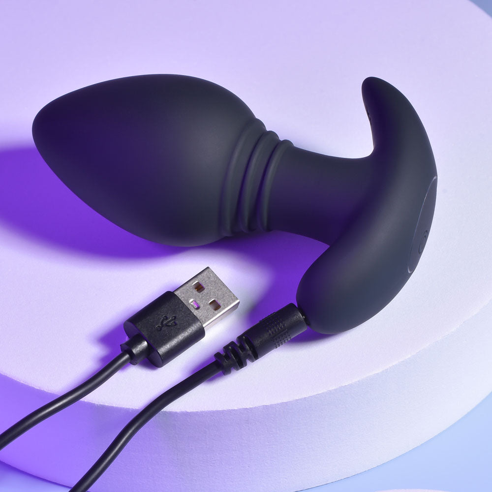 Playboy Pleasure PLUG & PLAY - Black 10.3 cm USB Rechargeable Vibrating Butt Plug with Wireless Remote - PB-RS-2314-2