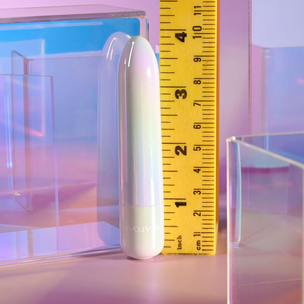 Evolved EASY DOES IT - Pearlescent White 10 cm USB Rechargeable Bullet-EN-RS-4530-2