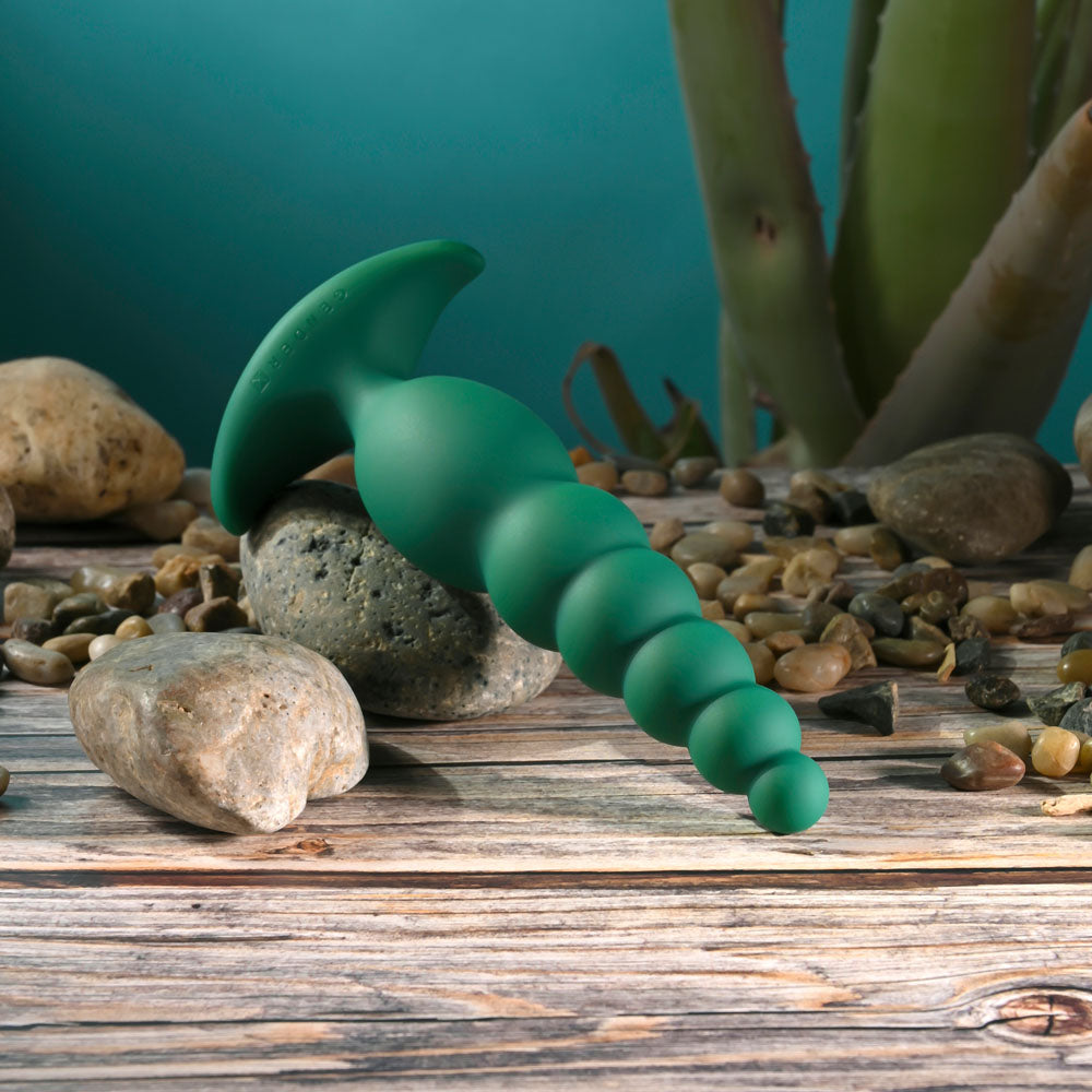Gender X THE RATTLER - Green 17 cm USB Rechargeable Vibrating and Twirling Anal Plug - GX-RS-7357-2