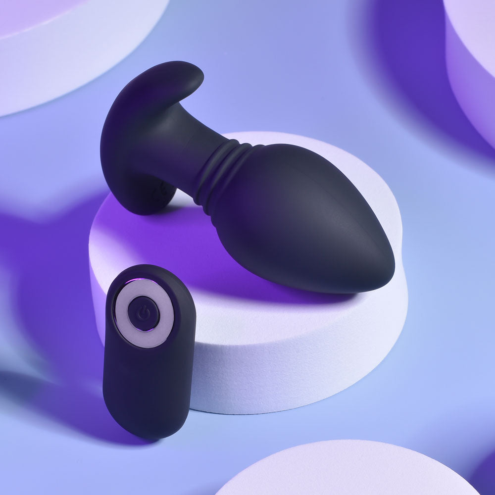 Playboy Pleasure PLUG & PLAY - Black 10.3 cm USB Rechargeable Vibrating Butt Plug with Wireless Remote - PB-RS-2314-2